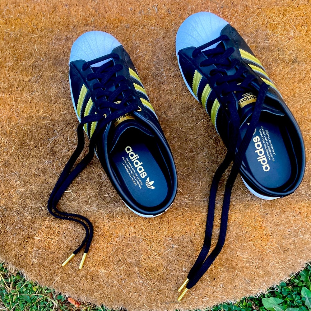 Adidas Superstar Mule Womens Shoes Size 7.5  Black Gold Metallic White Clogs